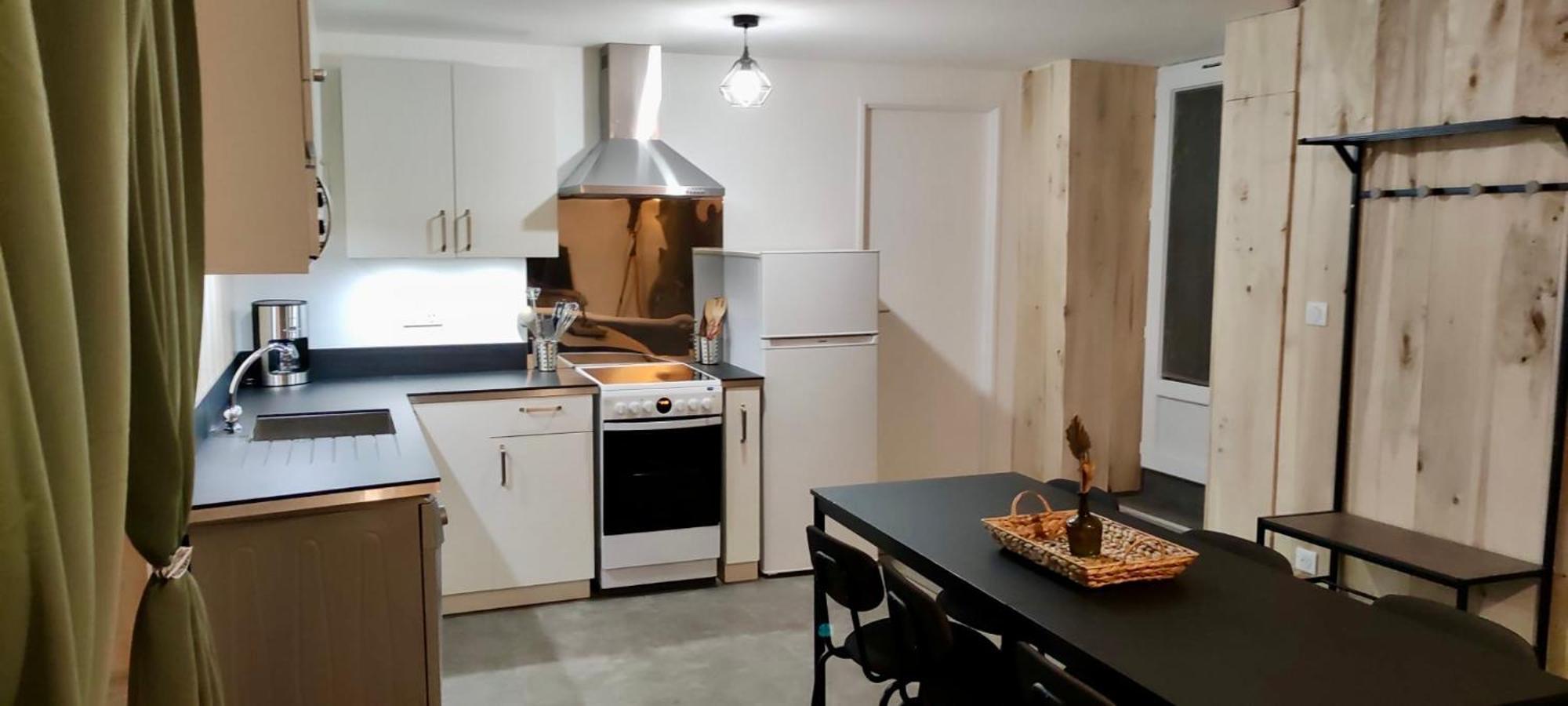 Appartement 2 Chambres Avec Wifi Centre De Descartes Eksteriør bilde